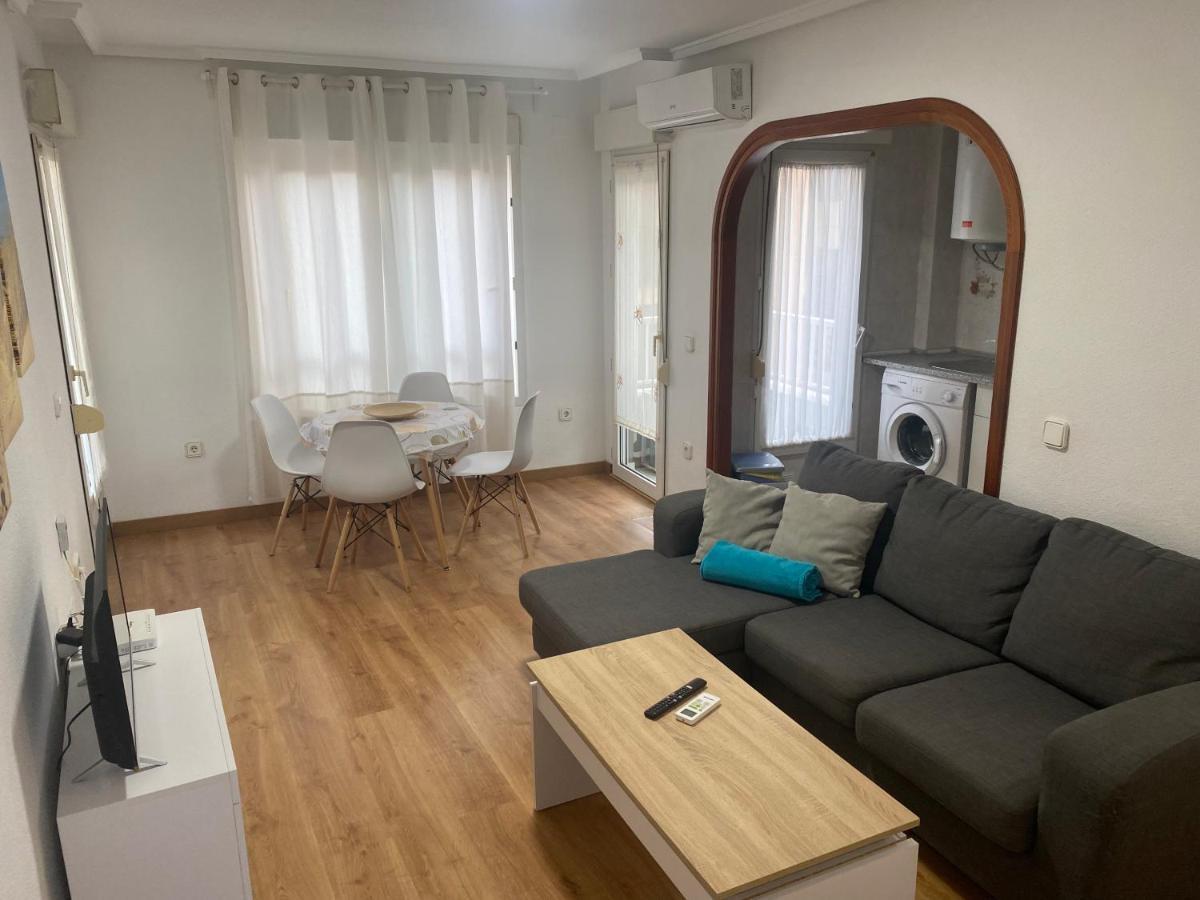 Homely Mar 3 Apartment Torrevieja